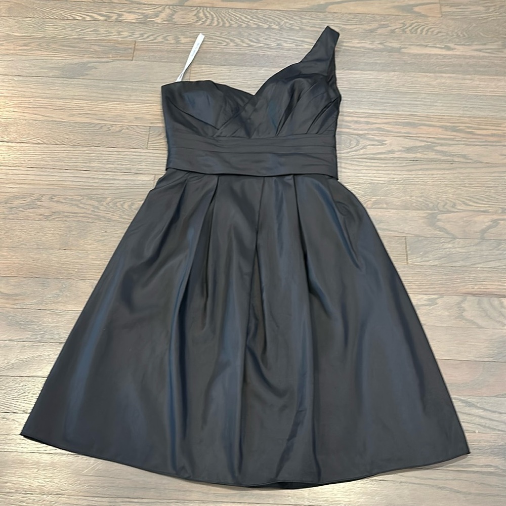 David’s Bridal Black One Shoulder Sweetheart Neck Fit & Flare Midi Dress Size 6